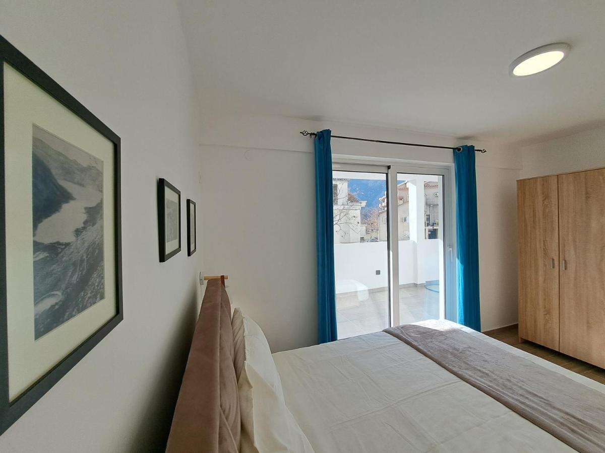 Paun Apartment Kotor Exterior photo