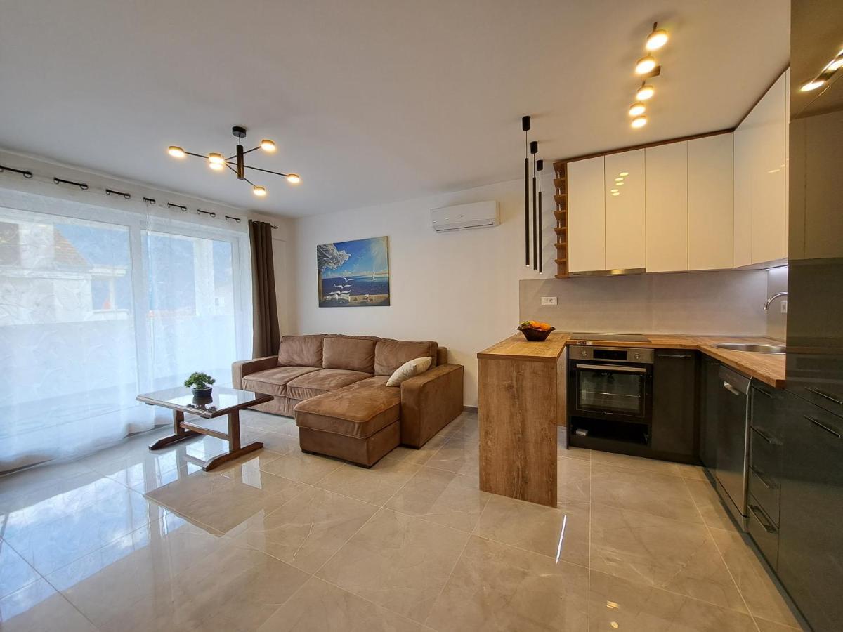 Paun Apartment Kotor Exterior photo