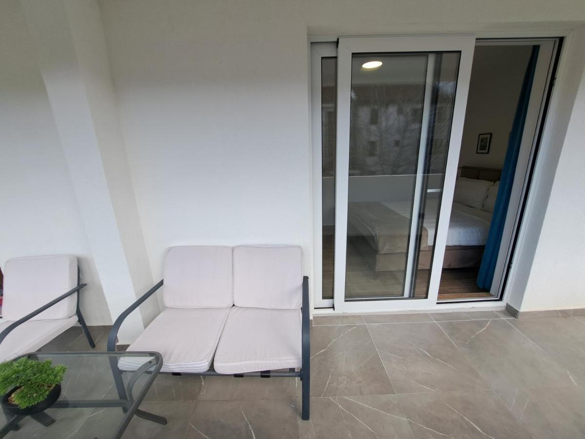 Paun Apartment Kotor Exterior photo
