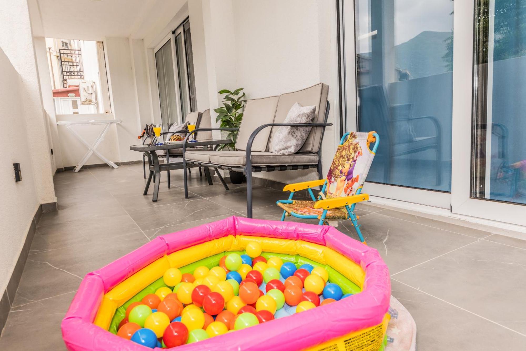 Paun Apartment Kotor Exterior photo